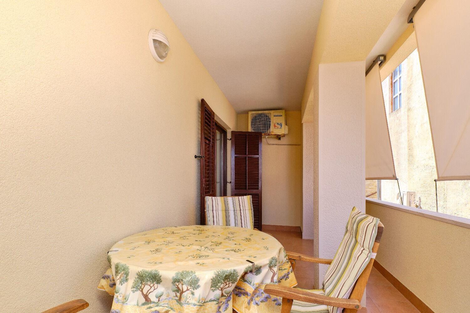 Apartments Nada - 150 M From Sea Mali Lošinj Buitenkant foto